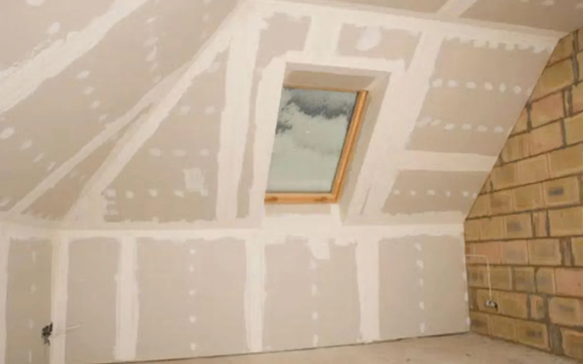 Jak szpachlować karton gips, aby uniknąć pęknięć i uzyskać gładkość