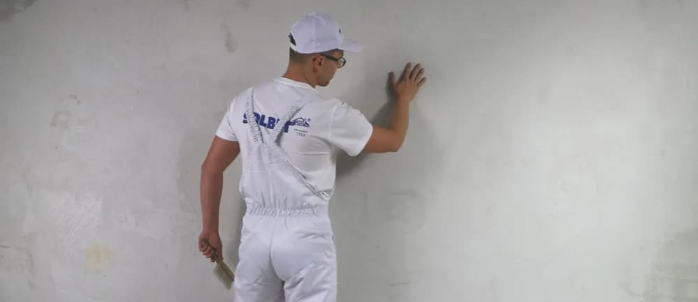 Jak przygotować ścianę pod gładź, aby uniknąć najczęstszych błędów