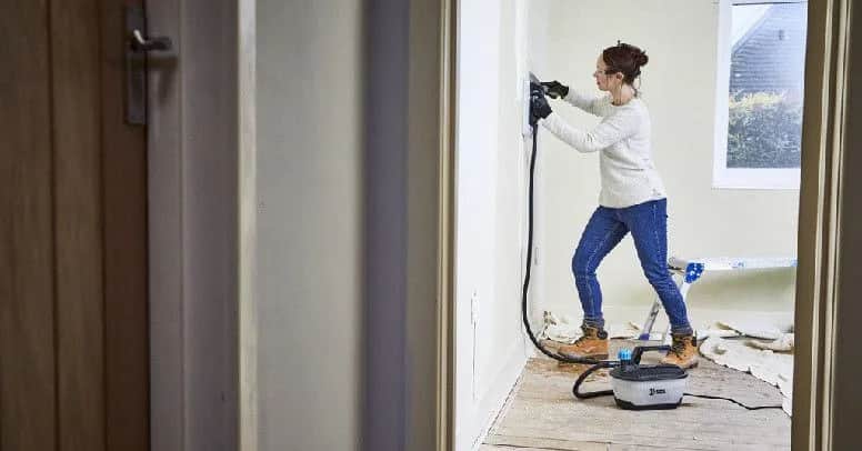 Jak zdjąć starą tapetę? Proste sposoby na łatwe usunięcie